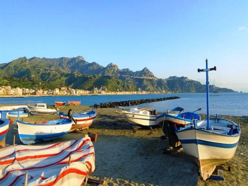 Sporting Baia Hotel Giardini Naxos Exterior foto
